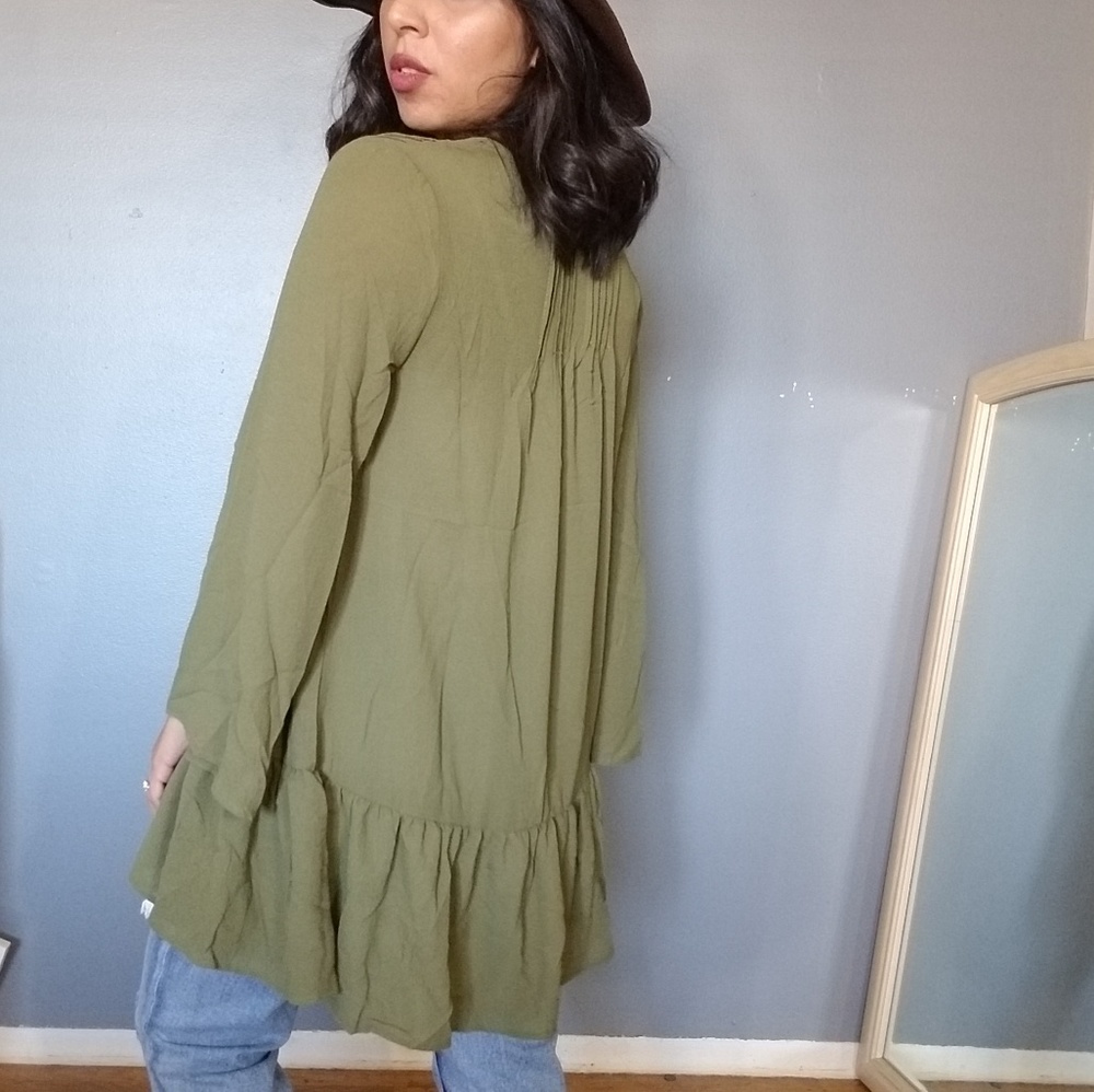 GOOD TO BE OLIVE GREEN RUFFLE CARDIGAN - Picture 4 of 6
